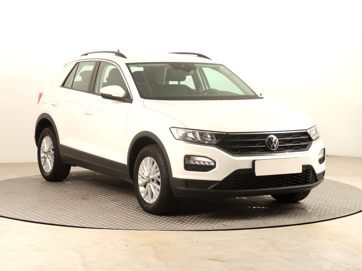 Volkswagen T-Roc, 2021 - celkový pohled