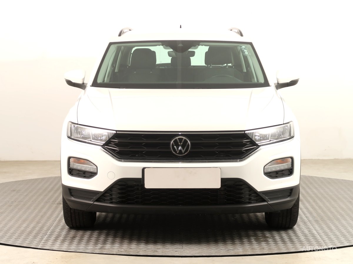 Volkswagen T-Roc, 2021 - pohled č. 2