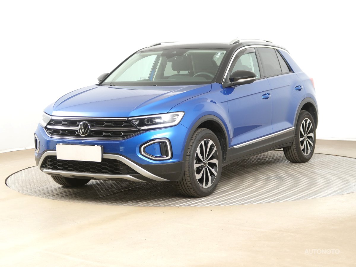 Volkswagen T-Roc, 2022 - pohled č. 3
