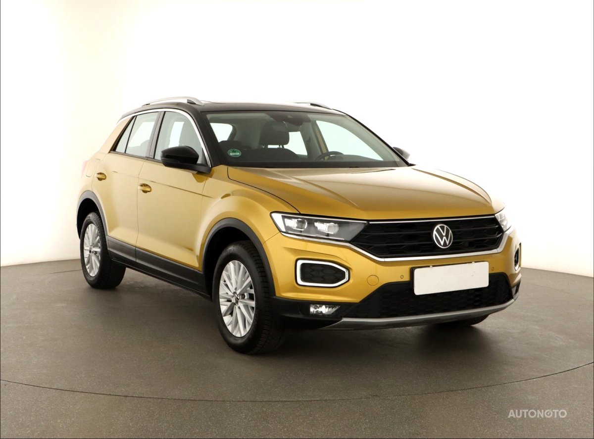 Volkswagen T-Roc, 2021 - celkový pohled