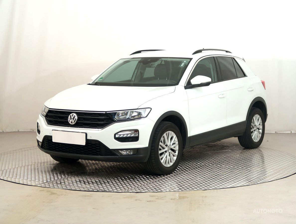 Volkswagen T-Roc, 2019 - pohled č. 3