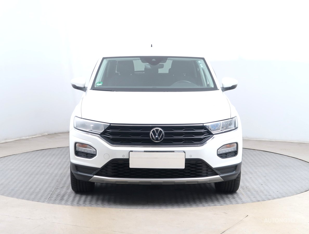 Volkswagen T-Roc, 2021 - pohled č. 2