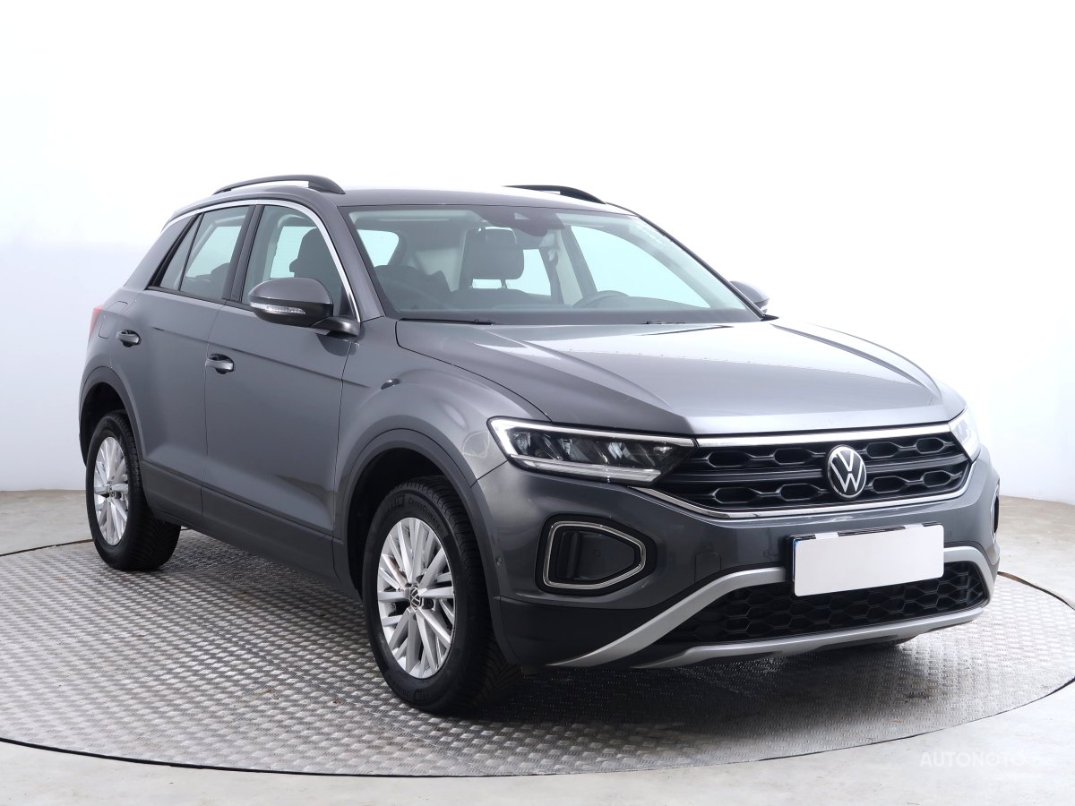 Volkswagen T-Roc, 2023 - celkový pohled