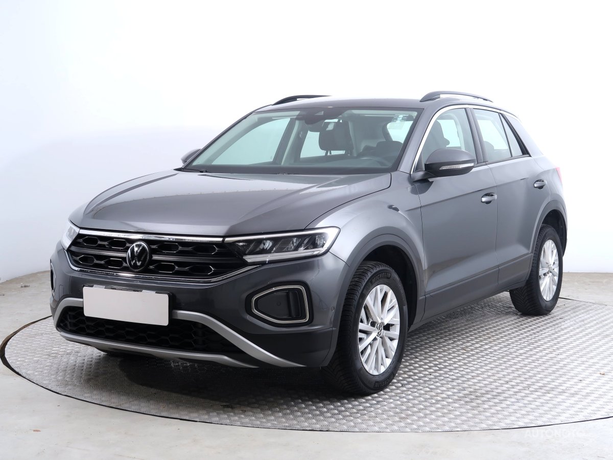 Volkswagen T-Roc, 2023 - pohled č. 3