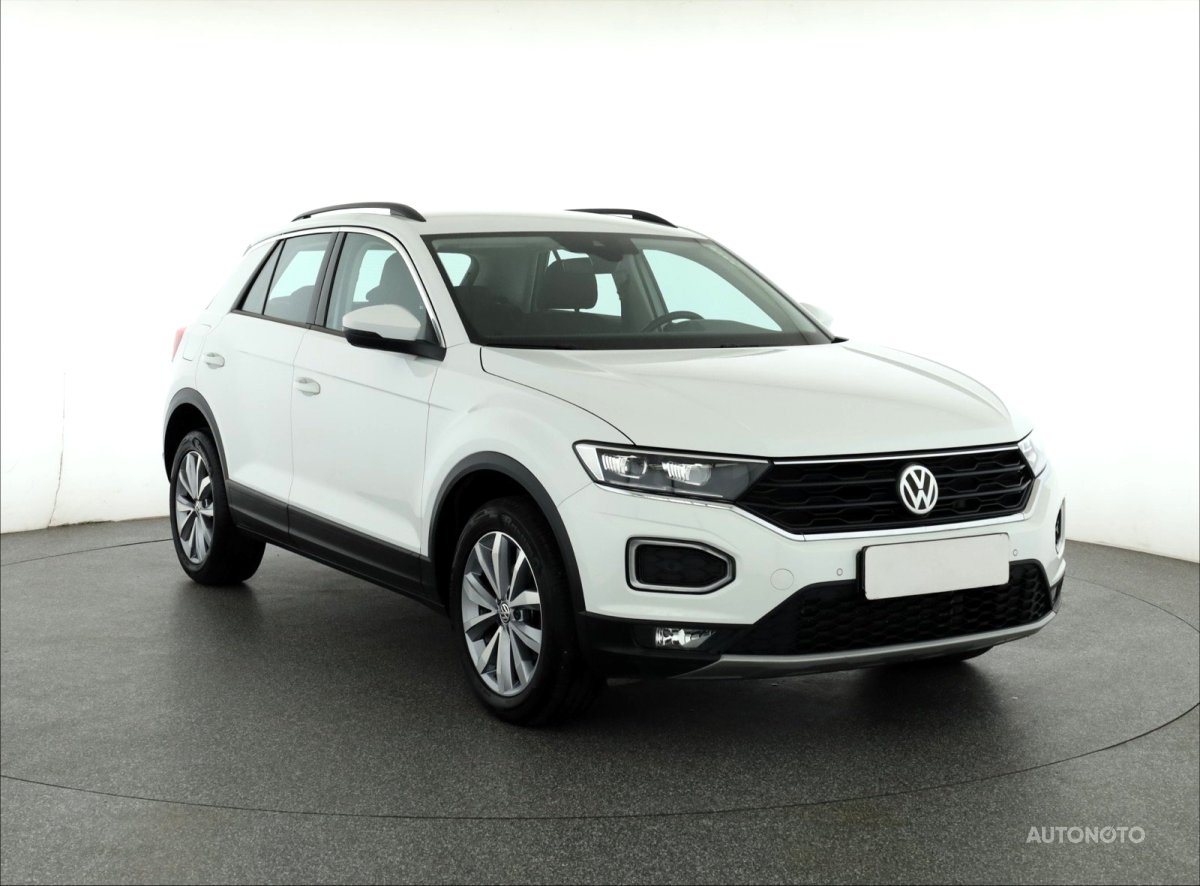 Volkswagen T-Roc, 2020 - celkový pohled