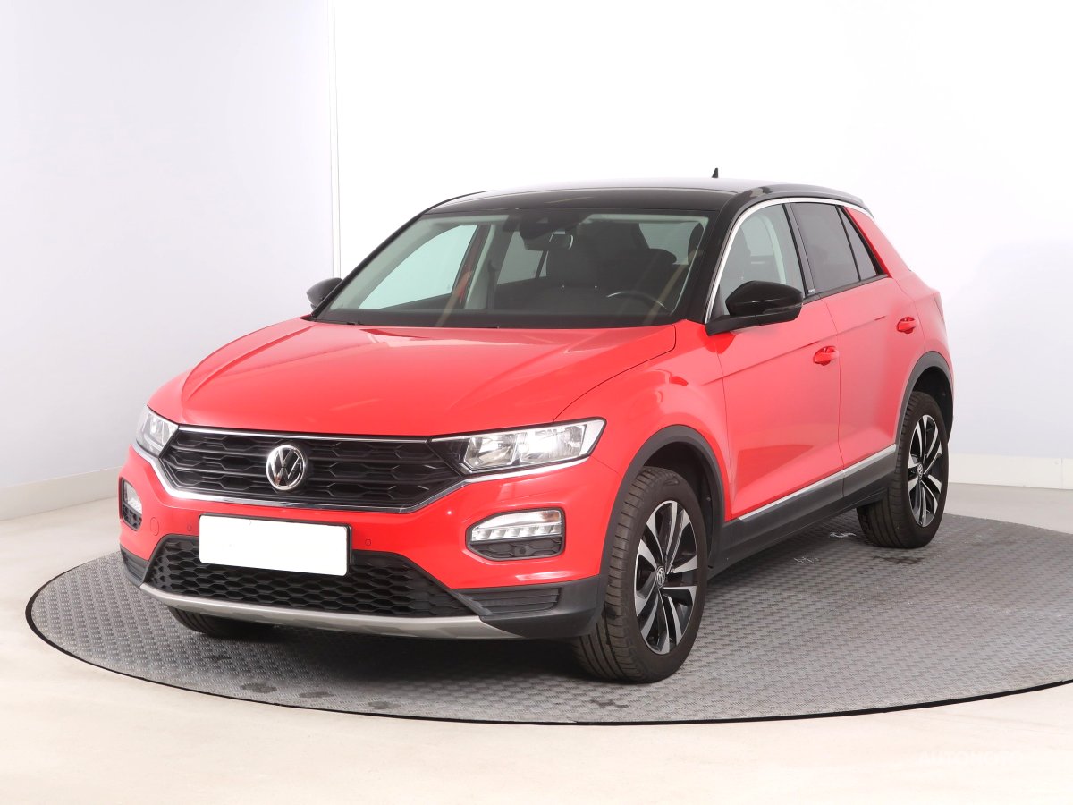 Volkswagen T-Roc, 2020 - pohled č. 3