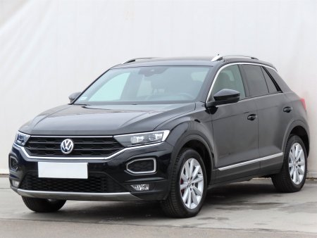 Volkswagen T-Roc, 2018 - pohled č. 3