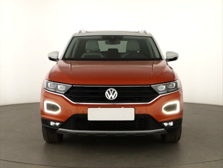 Volkswagen T-Roc, 2017 - pohled č. 2