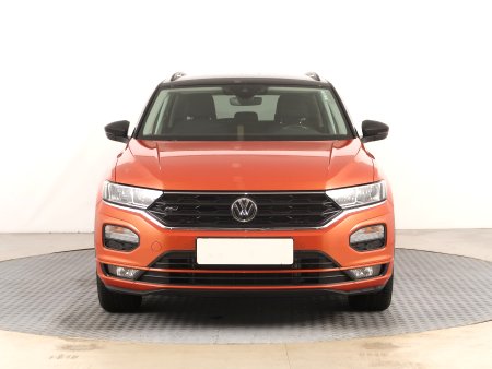Volkswagen T-Roc, 2019 - pohled č. 2