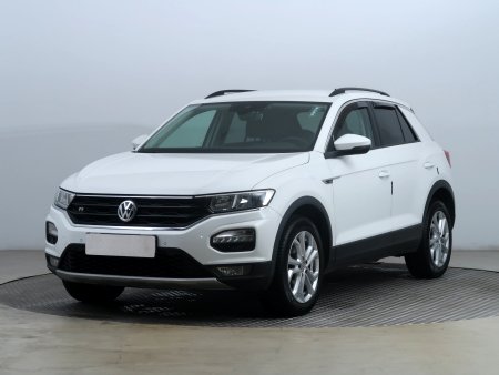 Volkswagen T-Roc, 2019 - pohled č. 3
