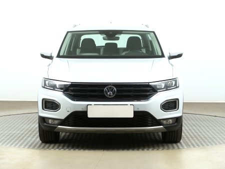 Volkswagen T-Roc, 2017 - pohled č. 2