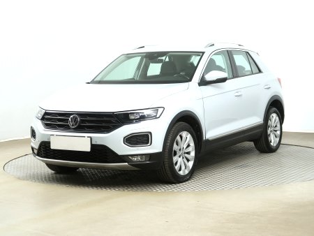 Volkswagen T-Roc, 2017 - pohled č. 3