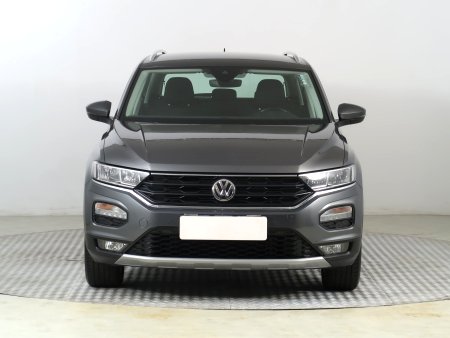 Volkswagen T-Roc, 2018 - pohled č. 2