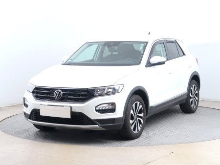 Volkswagen T-Roc, 2021 - pohled č. 3
