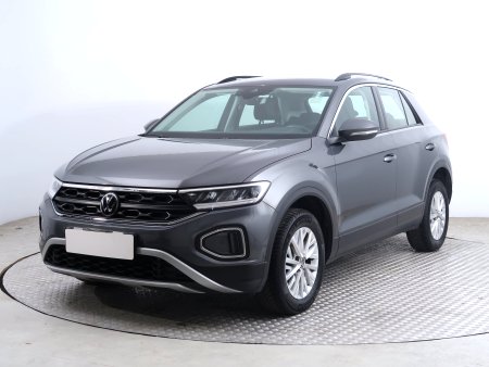 Volkswagen T-Roc, 2023 - pohled č. 3