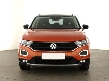 Volkswagen T-Roc, 2018 - pohled č. 2