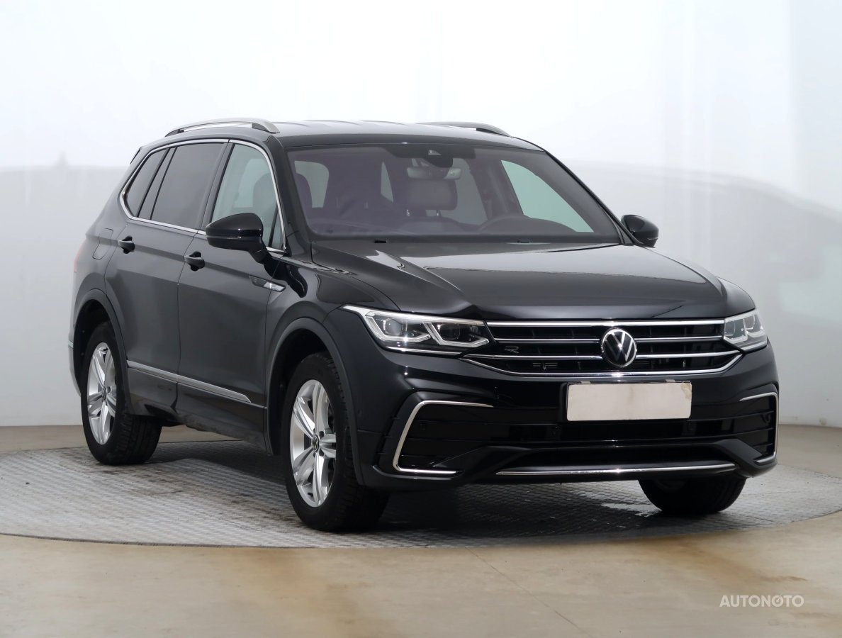 Volkswagen Tiguan Allspace, 2022 - celkový pohled