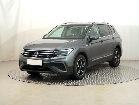 Volkswagen Tiguan Allspace, 2022 - pohled č. 3
