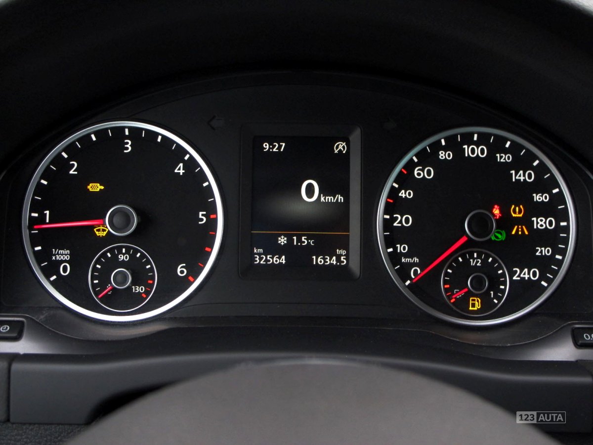 Volkswagen Tiguan, 2014 - pohled č. 10