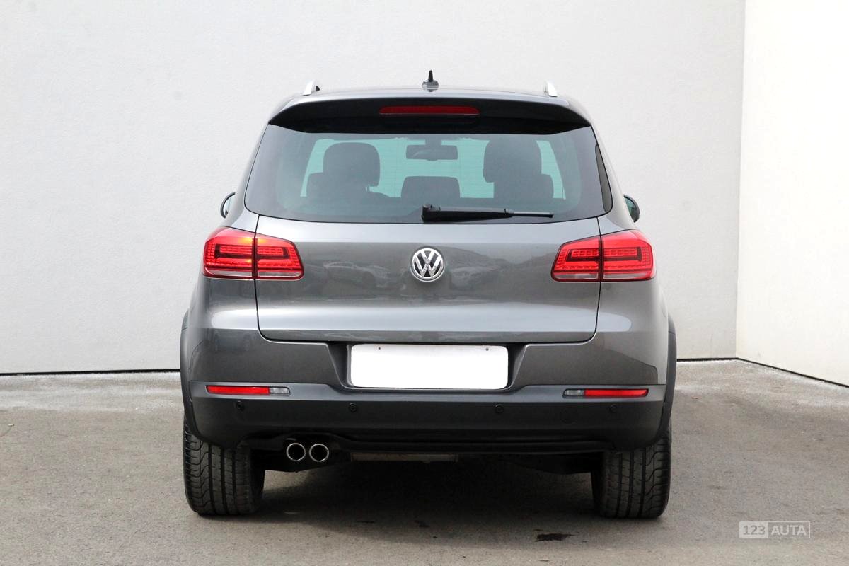 Volkswagen Tiguan, 2015 - pohled č. 6