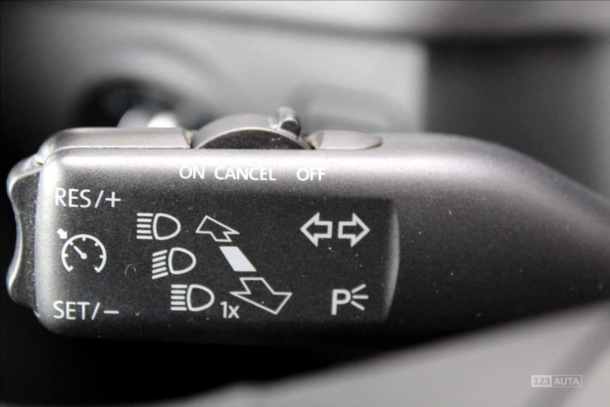 Volkswagen Tiguan, 2015 - pohled č. 10