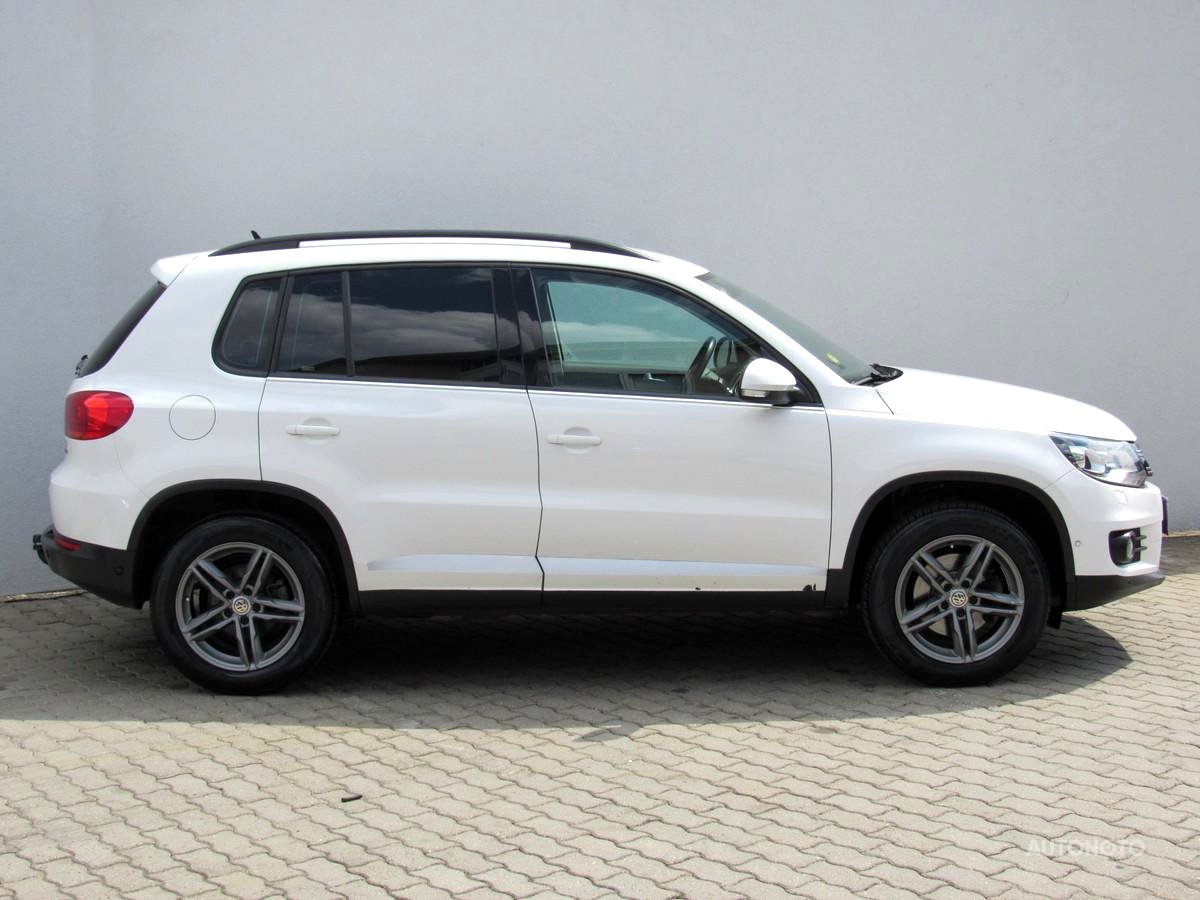 Volkswagen Tiguan, 2013 - pohled č. 4