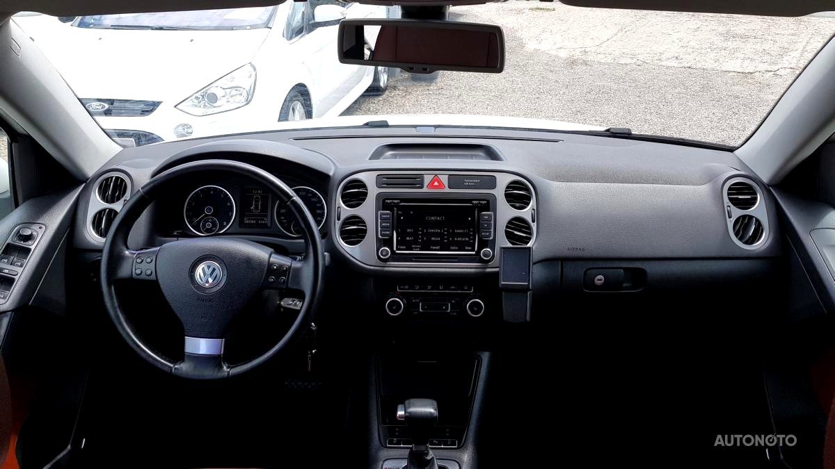 Volkswagen Tiguan, 2010 - pohled č. 7