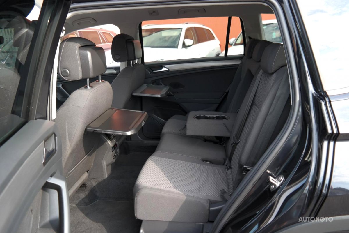 Volkswagen Tiguan, 2018 - pohled č. 10