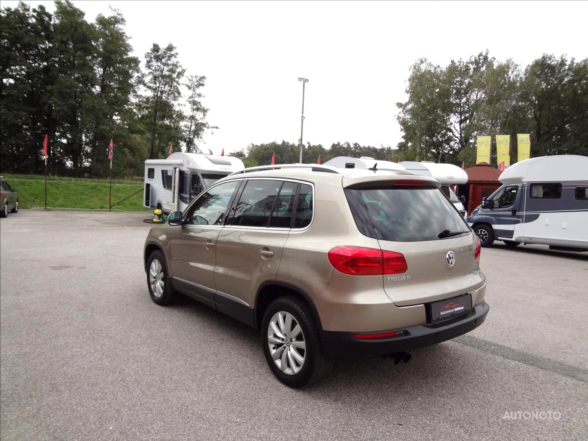 Volkswagen Tiguan, 2012 - pohled č. 4