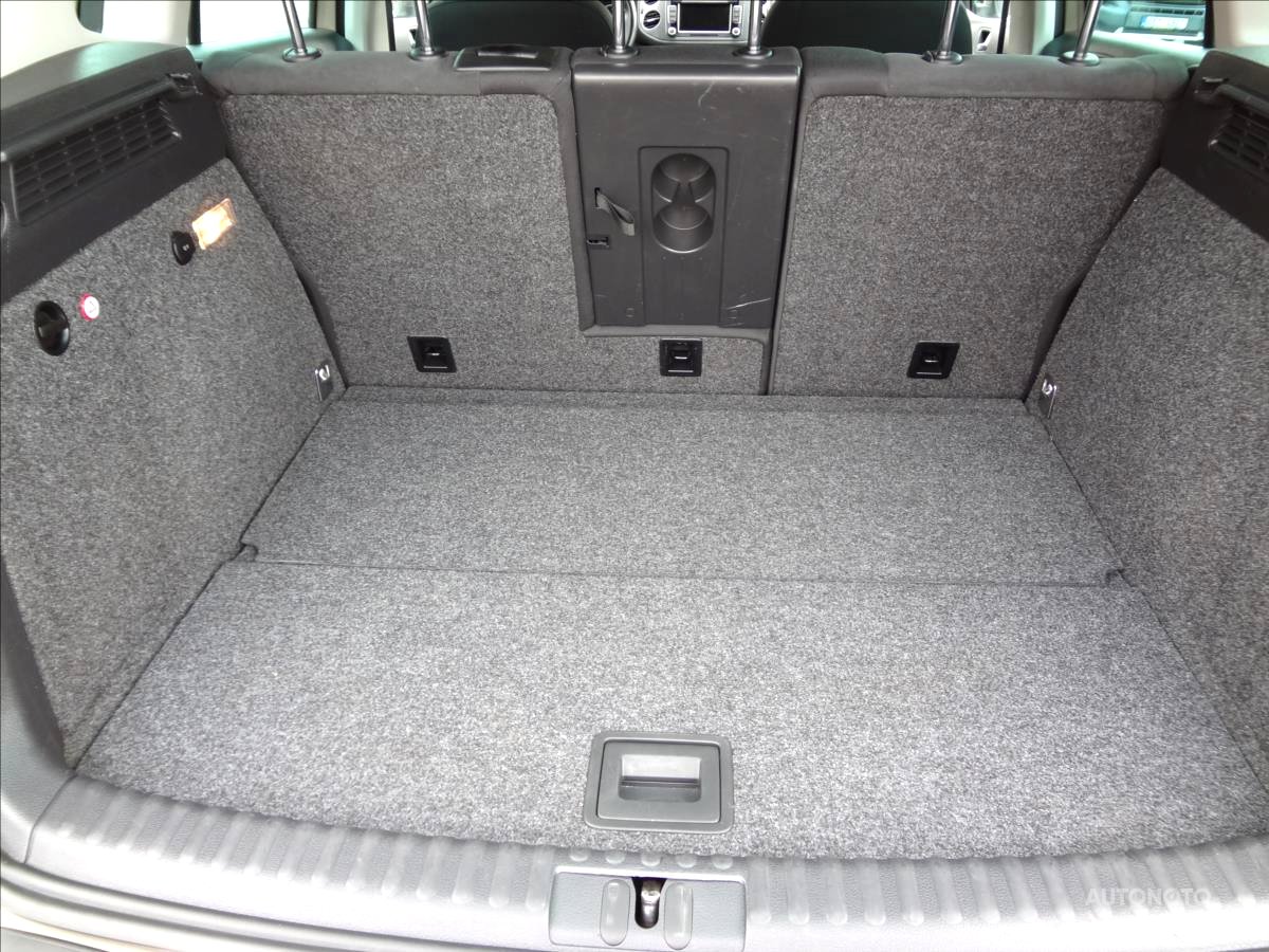 Volkswagen Tiguan, 2012 - pohled č. 5
