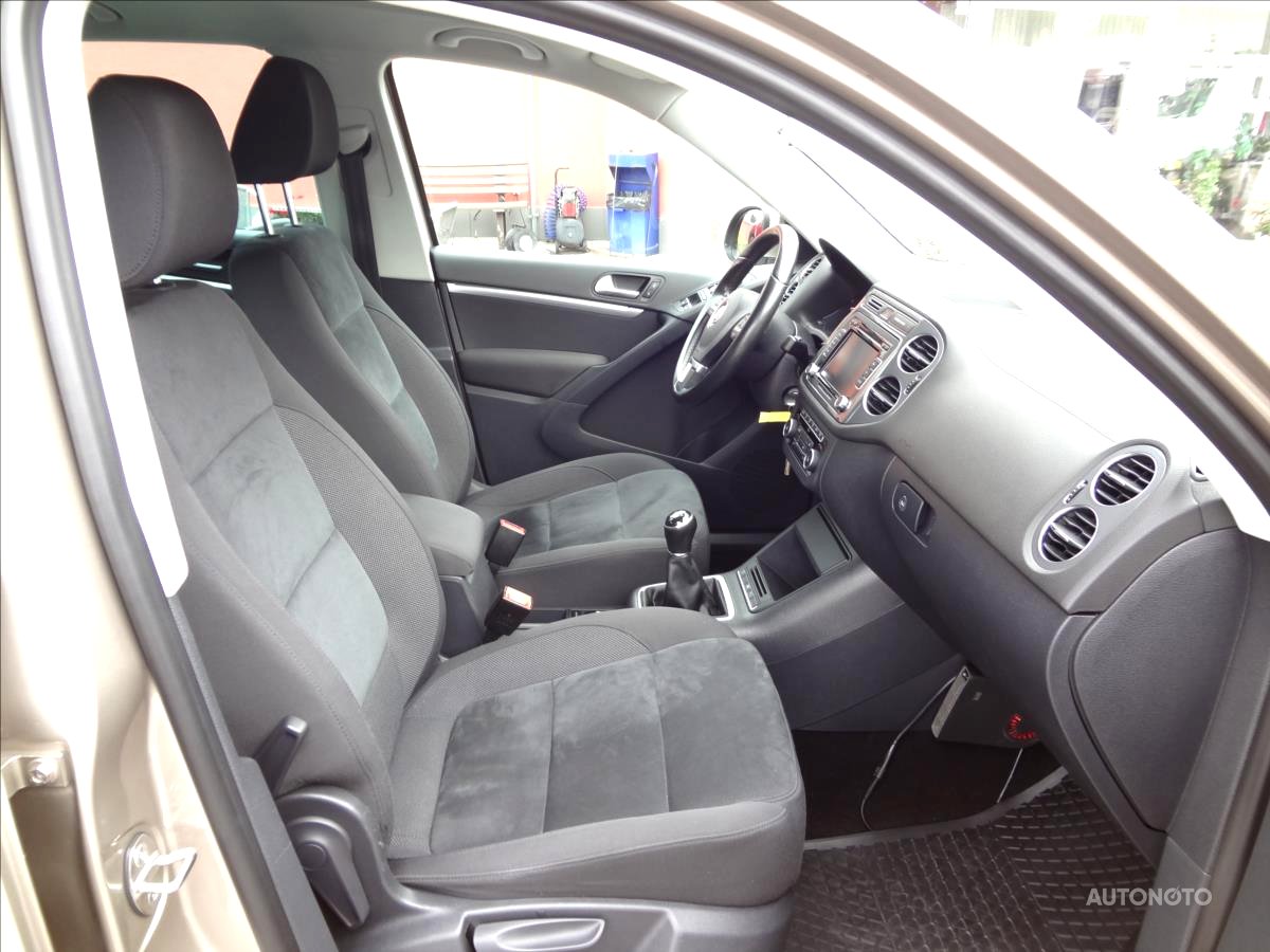 Volkswagen Tiguan, 2012 - pohled č. 7