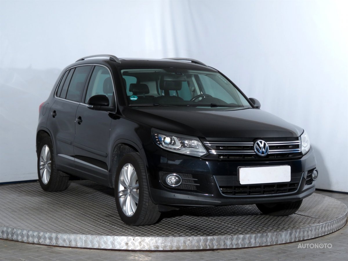 Volkswagen Tiguan, 2012 - celkový pohled