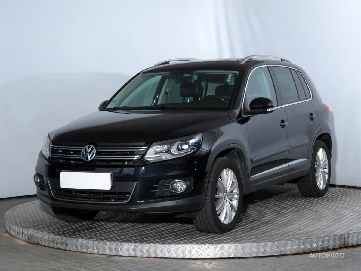 Volkswagen Tiguan, 2012 - pohled č. 3