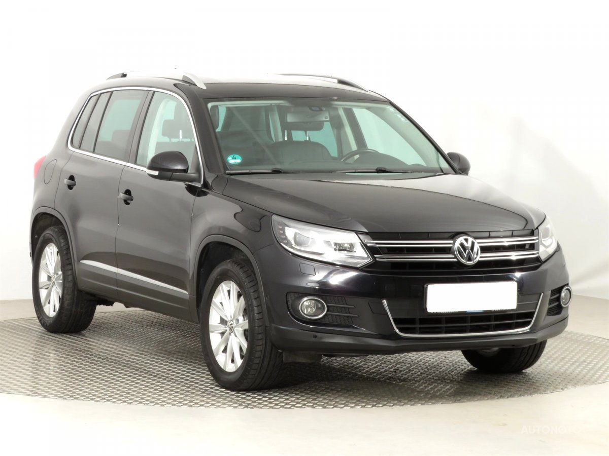 Volkswagen Tiguan, 2012 - celkový pohled
