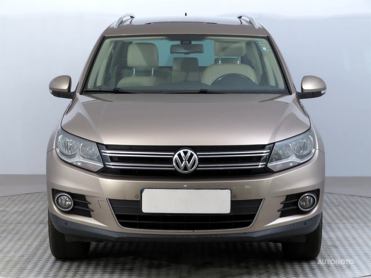 Volkswagen Tiguan, 2012 - pohled č. 2