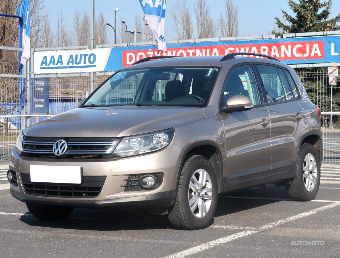 Volkswagen Tiguan, 2014 - pohled č. 3