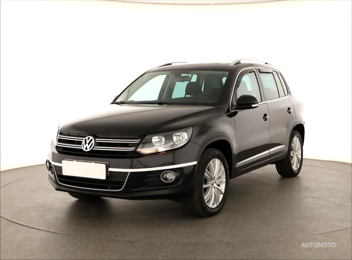 Volkswagen Tiguan, 2012 - pohled č. 3