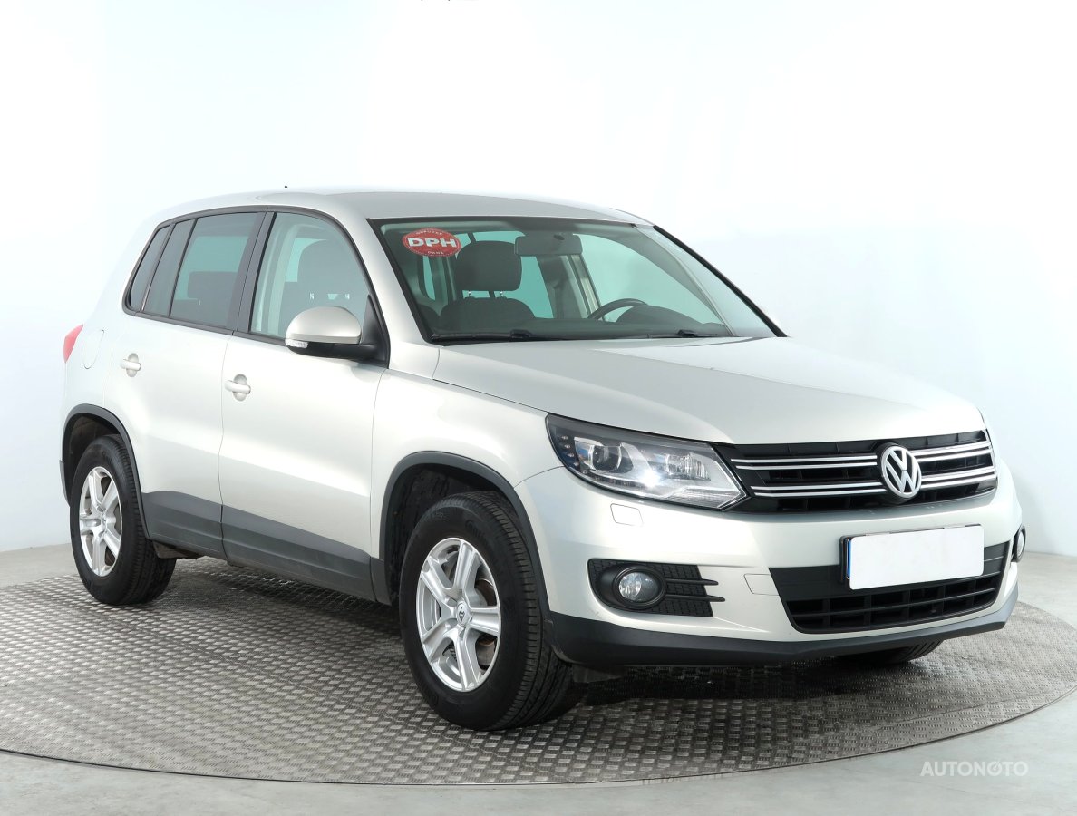 Volkswagen Tiguan, 2012 - celkový pohled