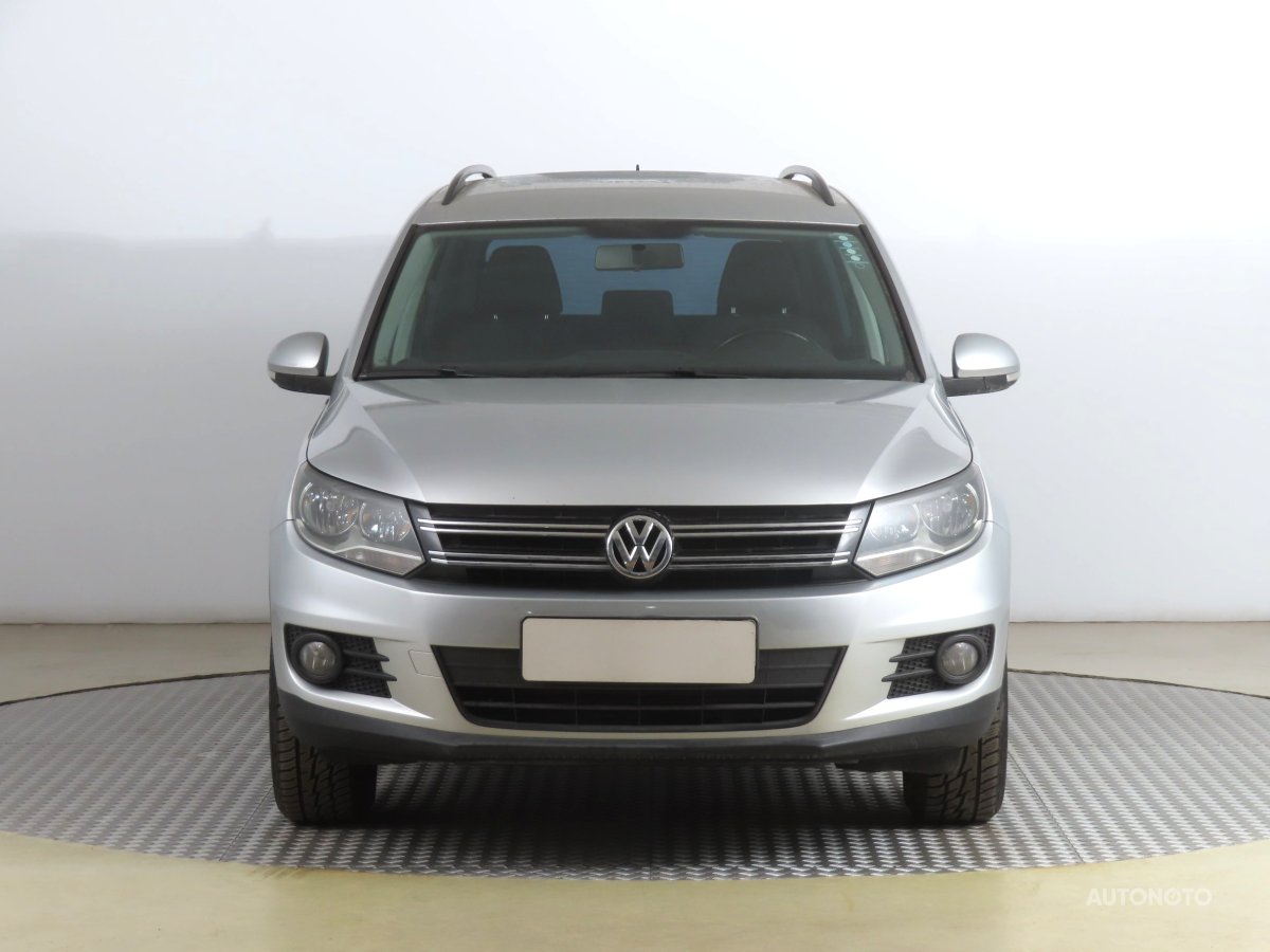 Volkswagen Tiguan, 2011 - pohled č. 2
