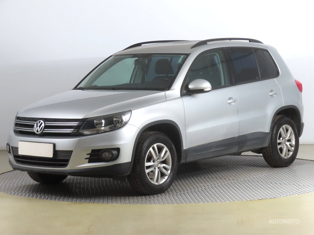 Volkswagen Tiguan, 2011 - pohled č. 3