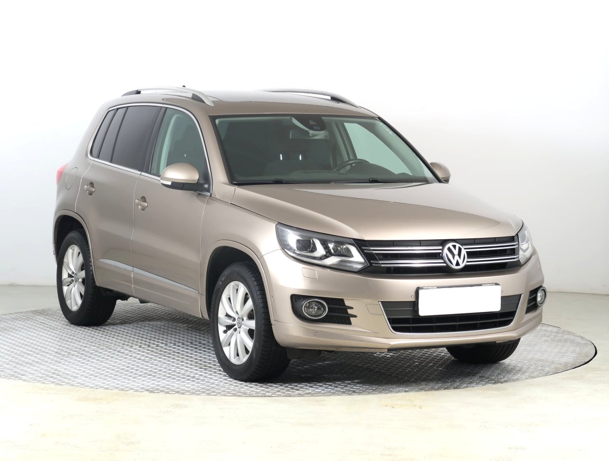 Volkswagen Tiguan, 2012 - pohled č. 1
