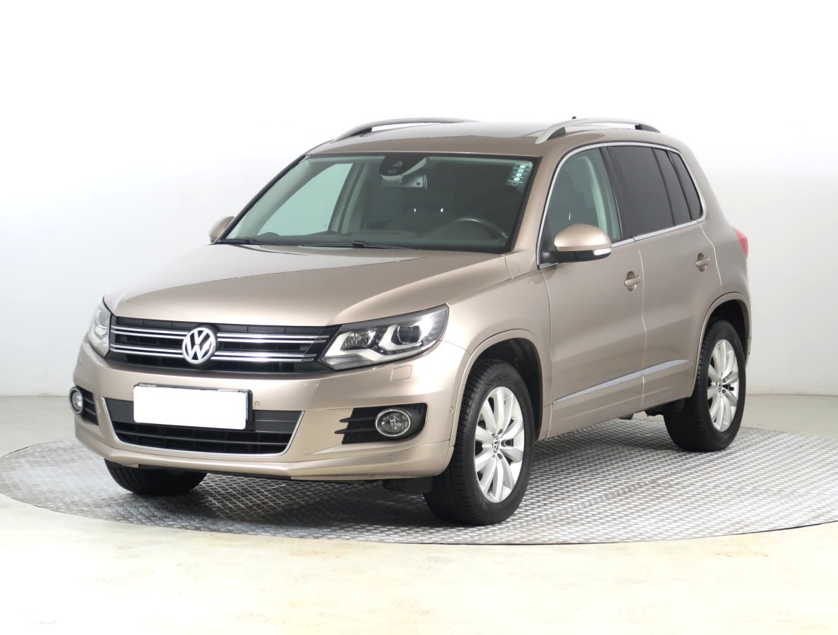 Volkswagen Tiguan, 2012 - pohled č. 3