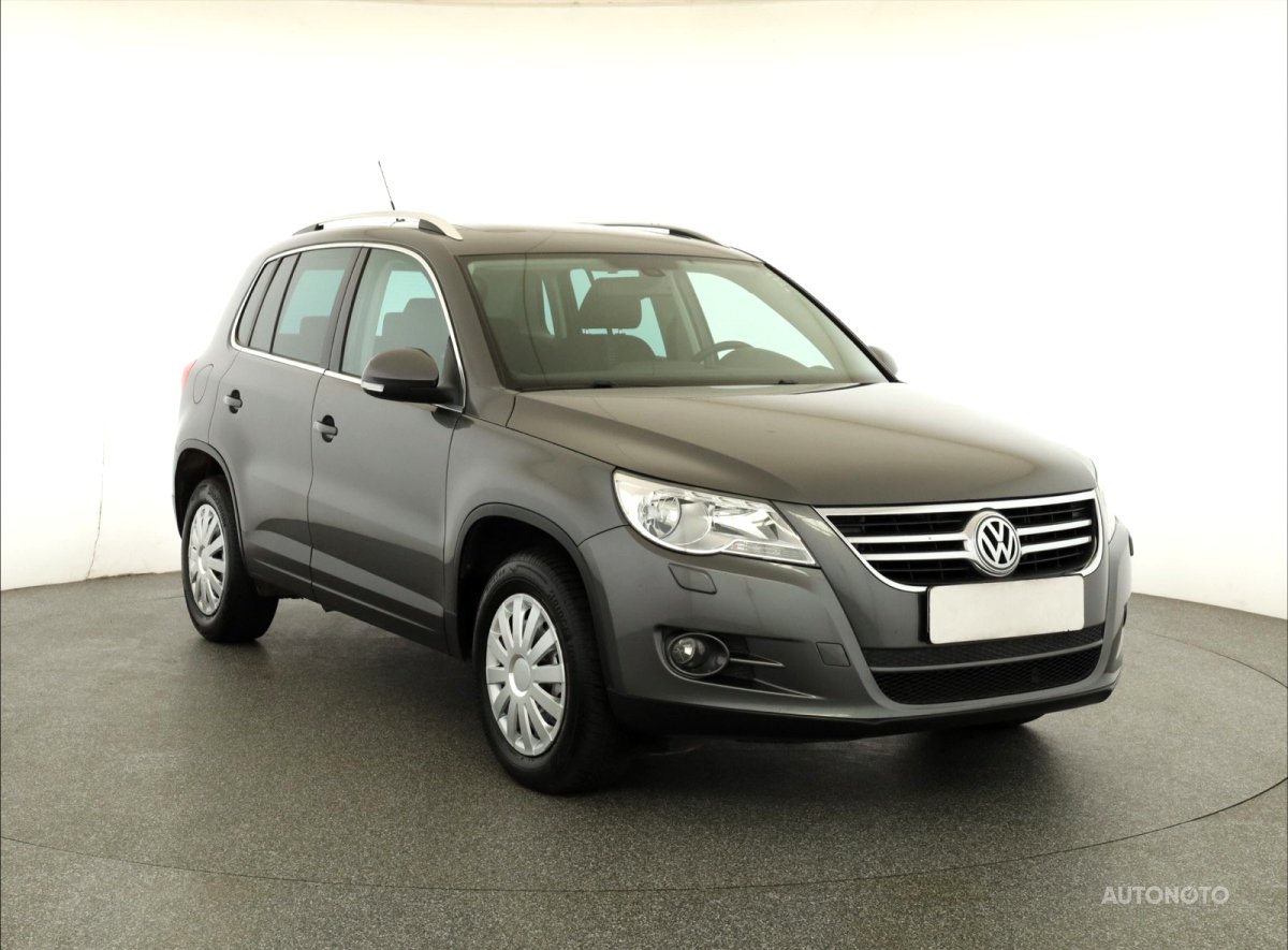 Volkswagen Tiguan, 2010 - celkový pohled