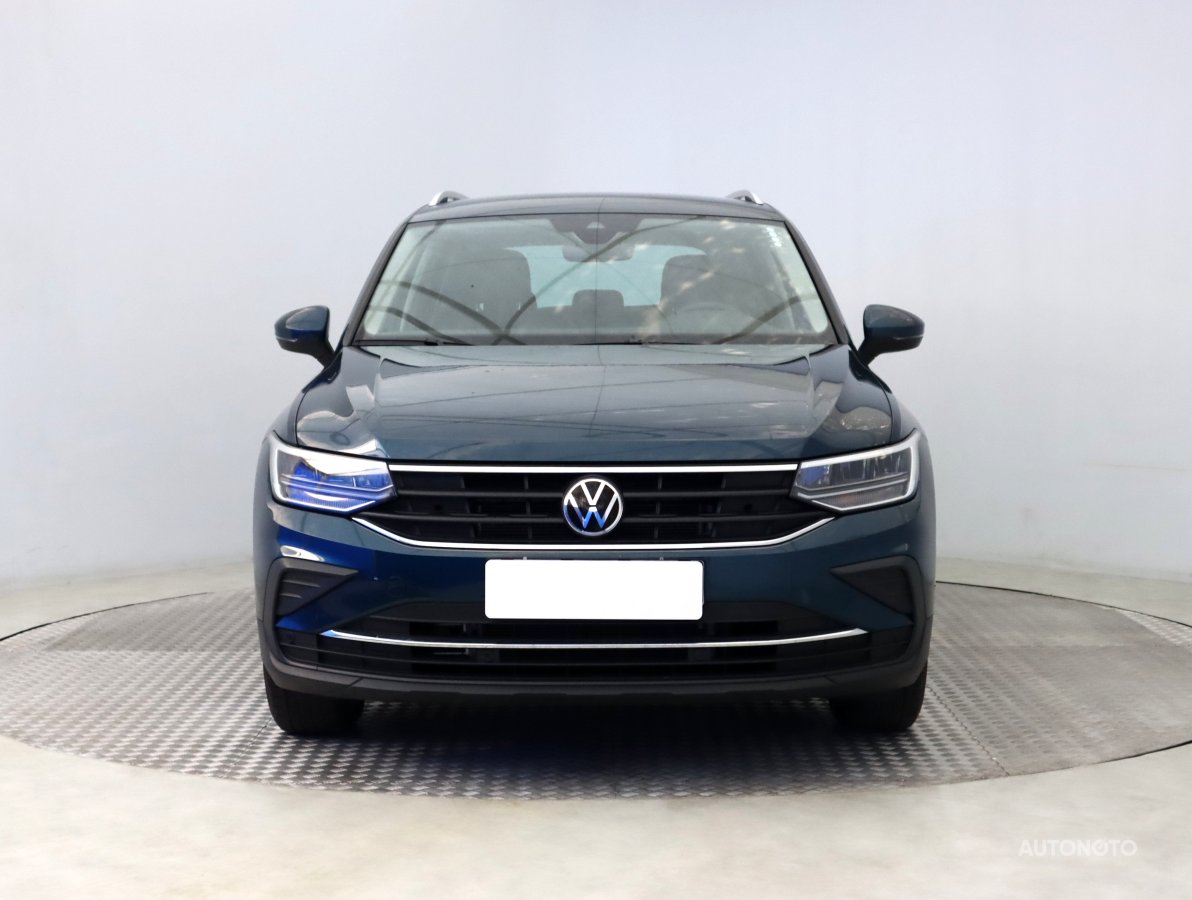 Volkswagen Tiguan, 2021 - pohled č. 2