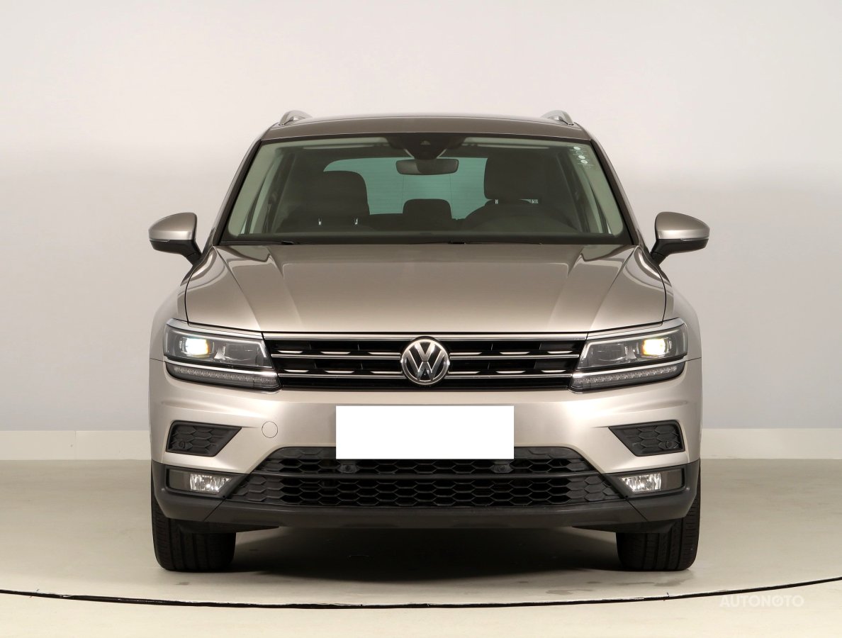 Volkswagen Tiguan, 2020 - pohled č. 2