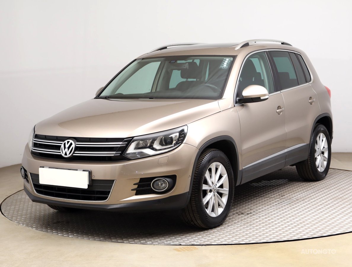Volkswagen Tiguan, 2012 - pohled č. 3