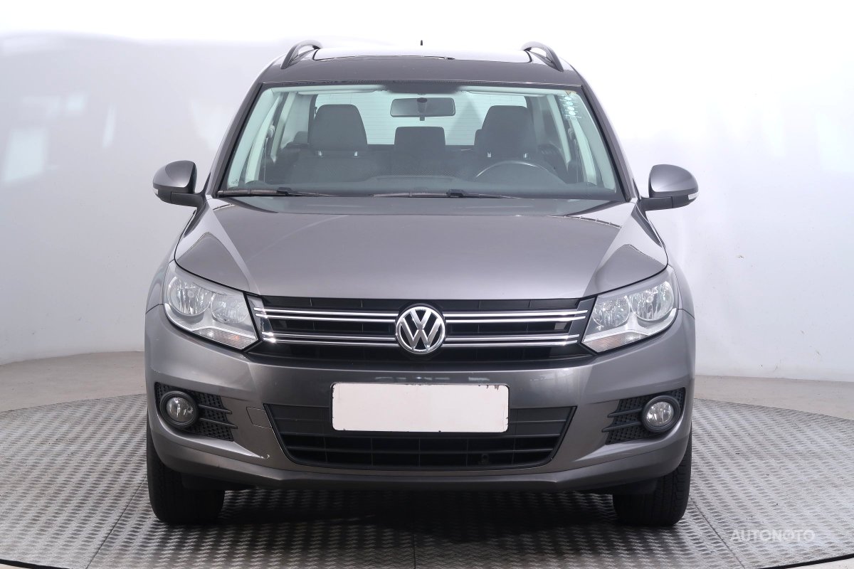 Volkswagen Tiguan, 2011 - pohled č. 2