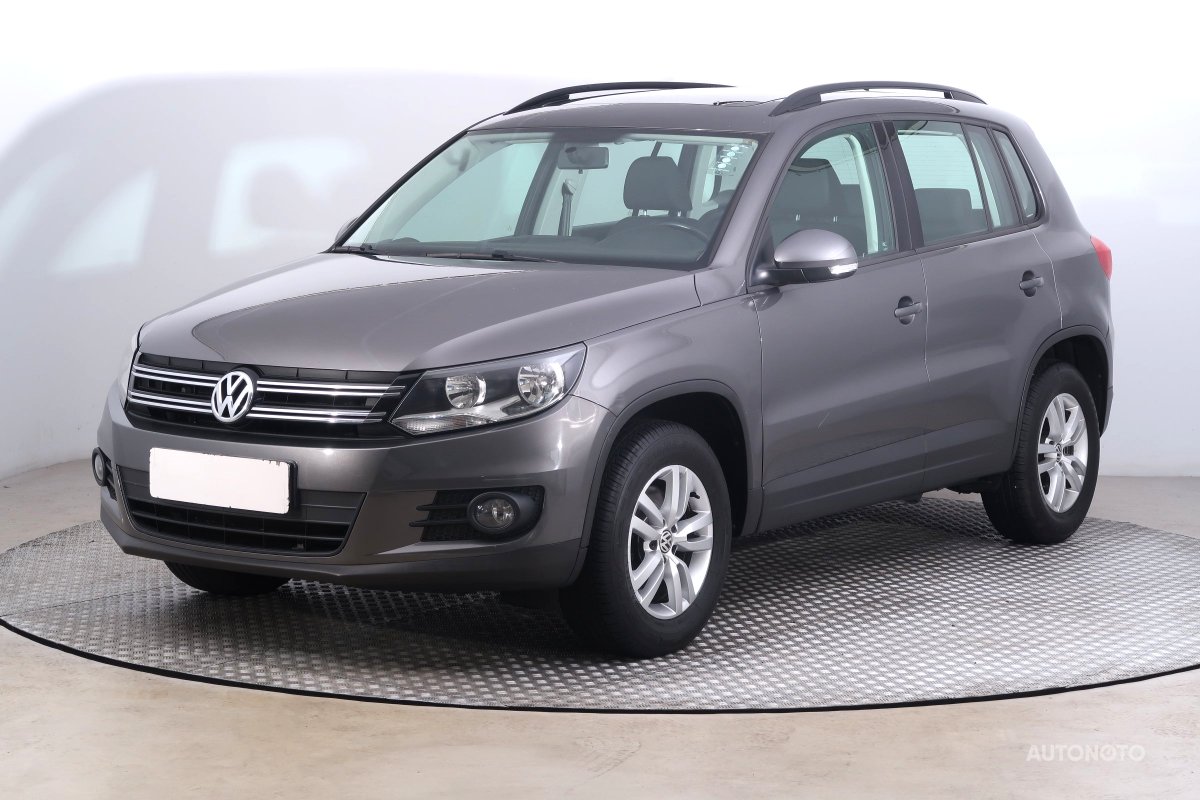 Volkswagen Tiguan, 2011 - pohled č. 3