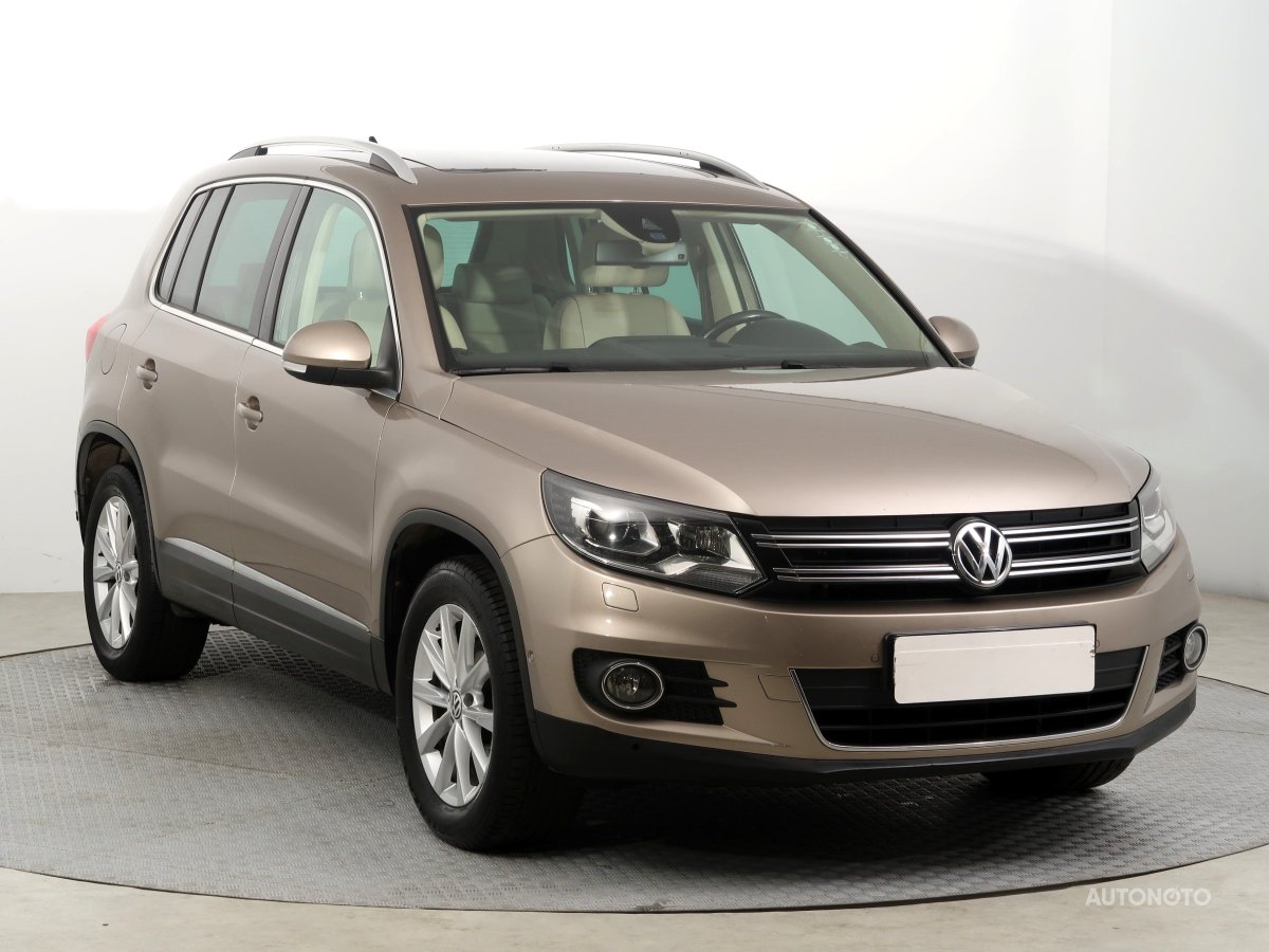 Volkswagen Tiguan, 2012 - celkový pohled