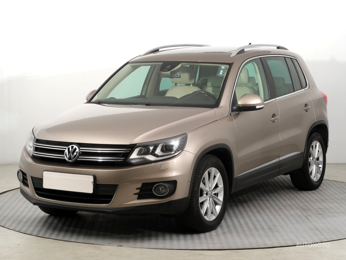 Volkswagen Tiguan, 2012 - pohled č. 3